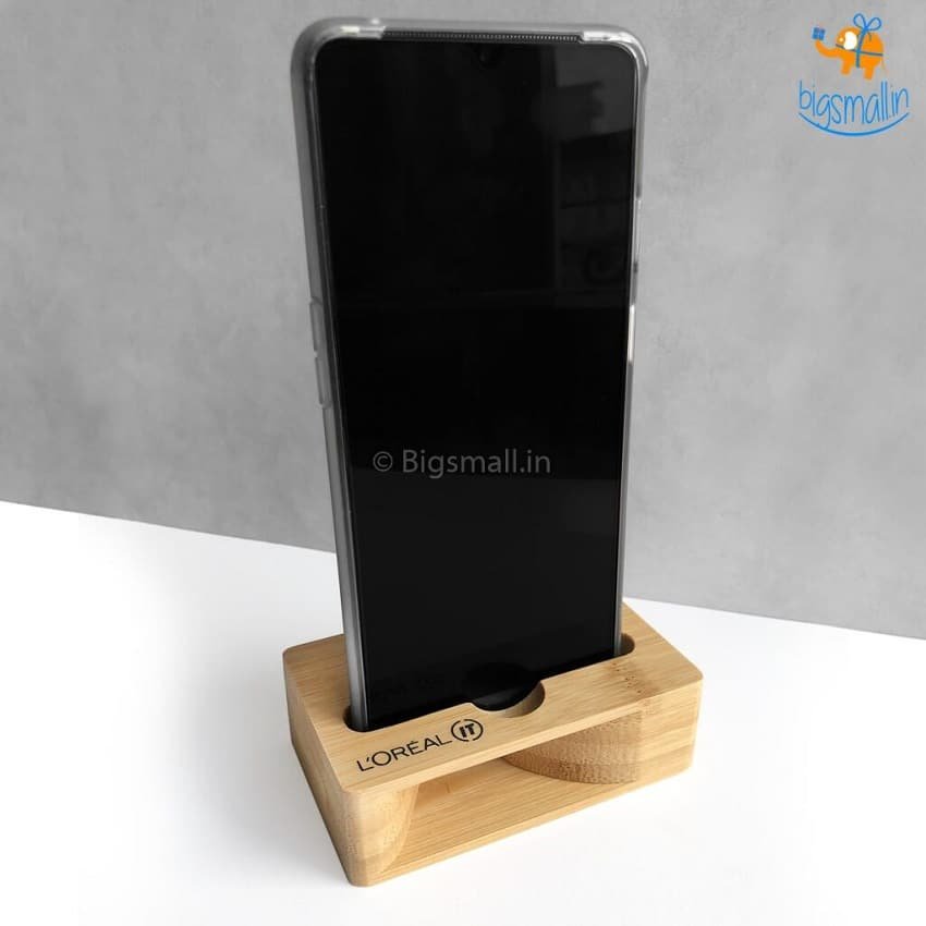Wooden mobile stand with amplifier