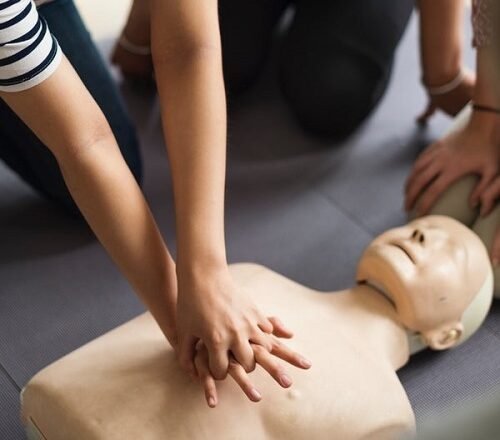It’s Incredibly Easy to Learn CPR Online: Why You Should Do It